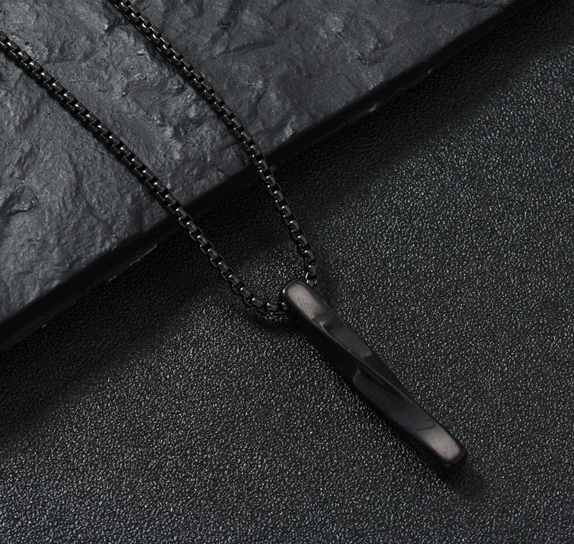 Spiral long necklace