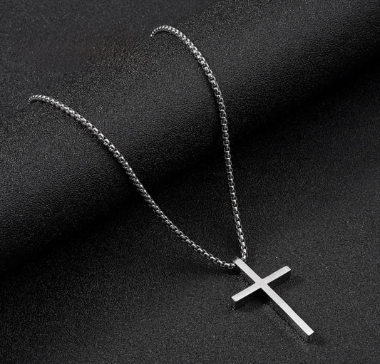 Smooth cross necklace