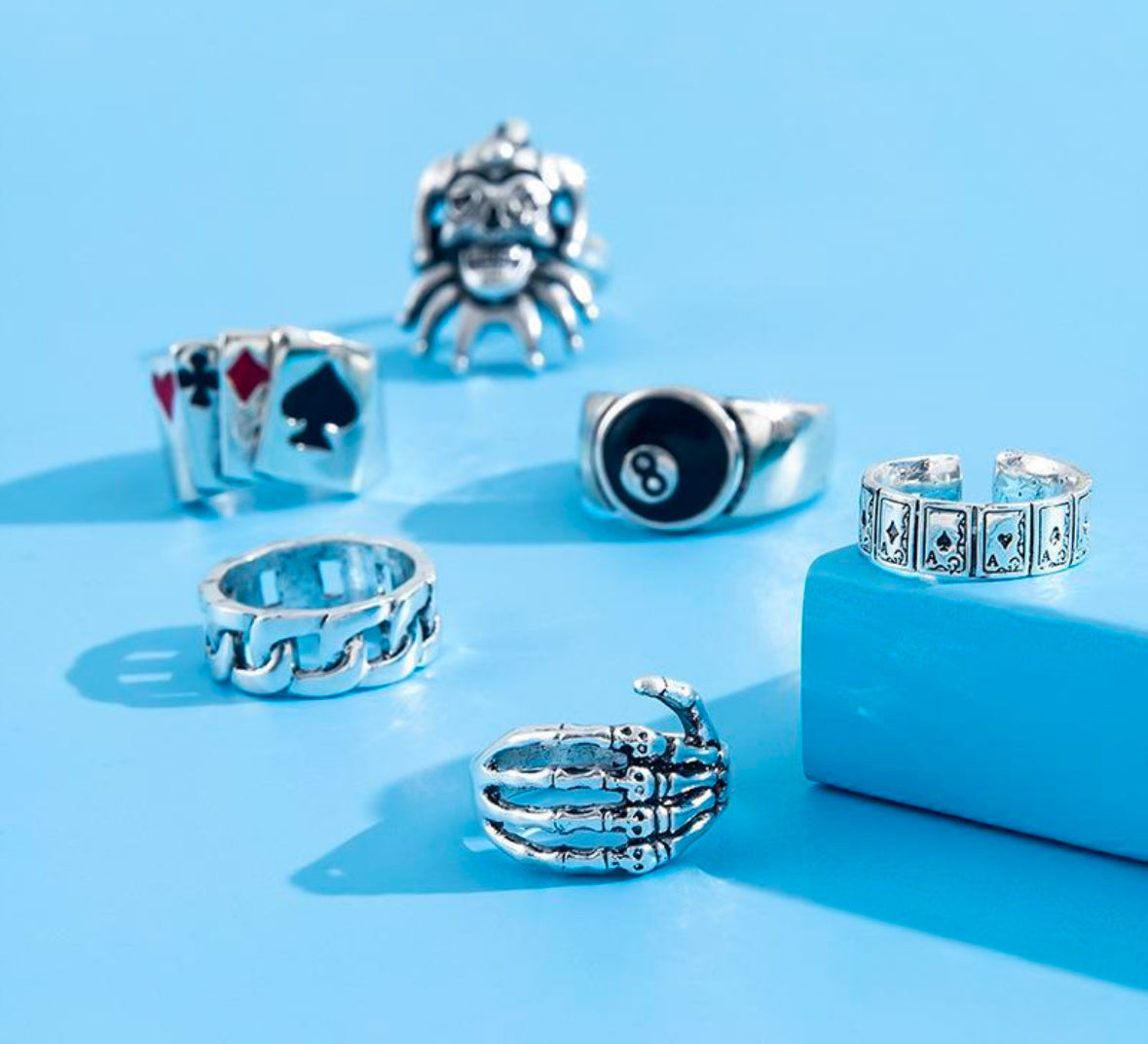 Gothic round ring set