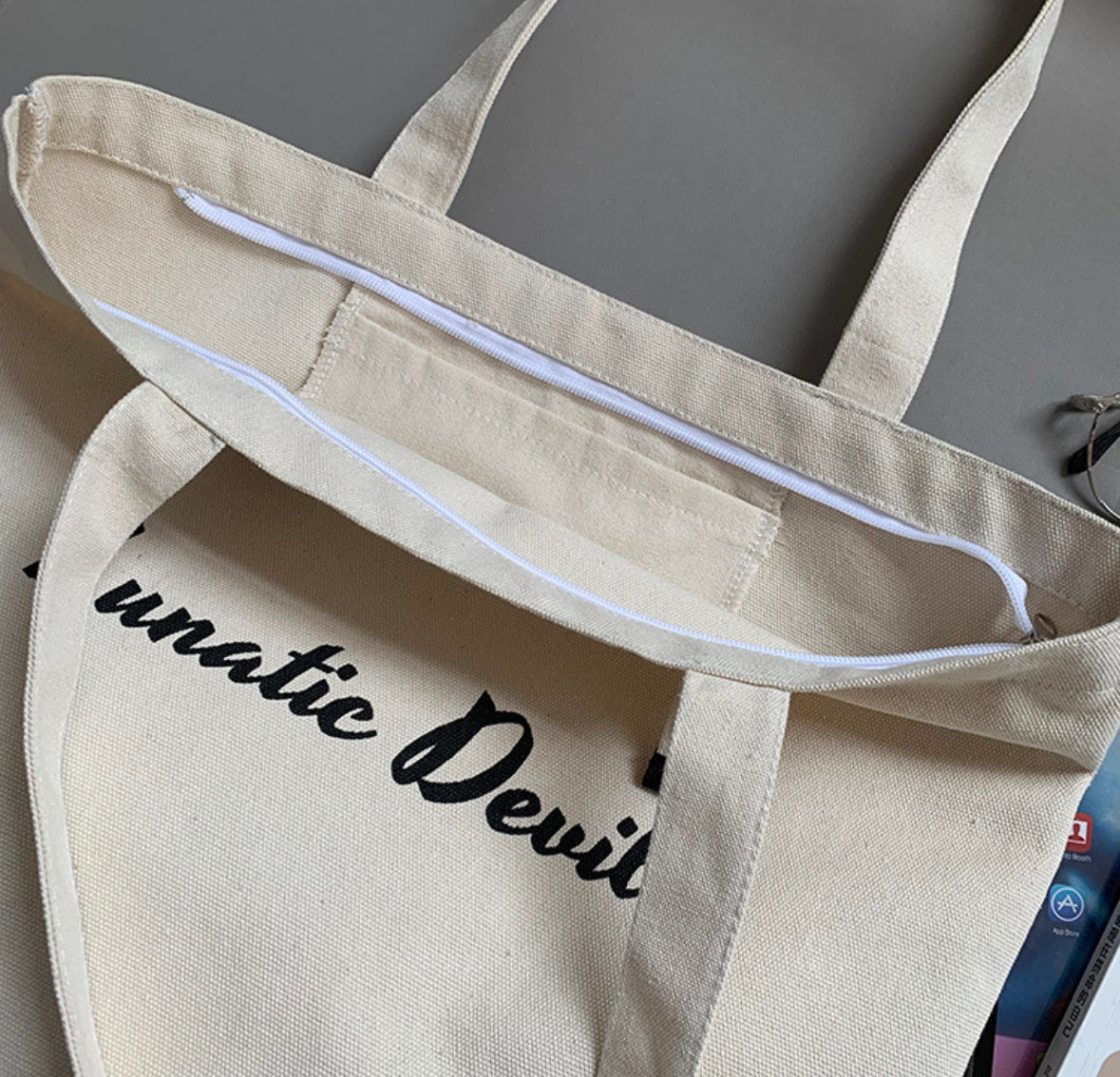 American style tote bag